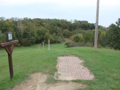 Rogers Lakewood Park, Main course, Hole 14 Tee pad