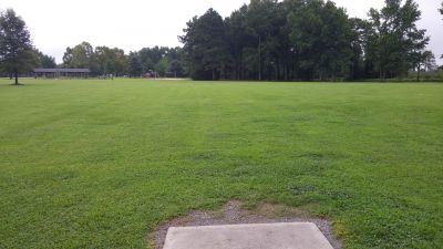 Munden Point, Main course, Hole 13 Short tee pad