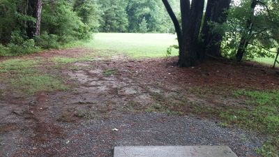 Munden Point, Main course, Hole 16 Short tee pad