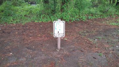 Munden Point, Main course, Hole 16 Hole sign