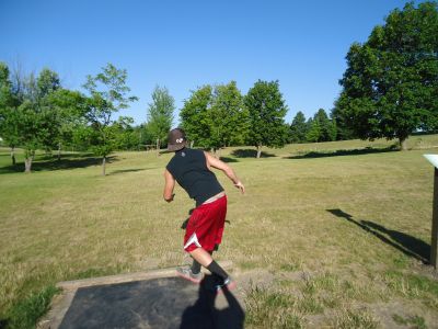 Sunnyside Park, Main course, Hole 1 Tee pad