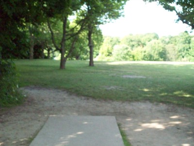 Grand Woods Park, Main course, Hole 18 Tee pad