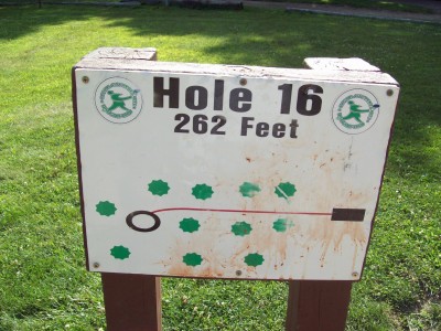 Grand Woods Park, Main course, Hole 16 Hole sign