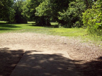 Grand Woods Park, Main course, Hole 4 Tee pad