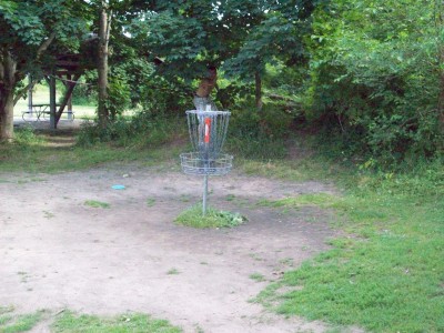 Grand Woods Park, Main course, Hole 11 Putt