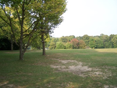 Grand Woods Park, Main course, Hole 18 Tee pad