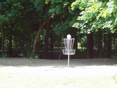 Grand Woods Park, Main course, Hole 4 Short approach