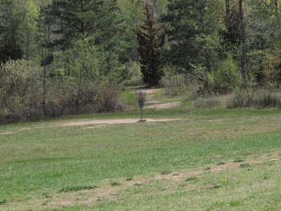 Grand Woods Park, Main course, Hole 12 Midrange approach