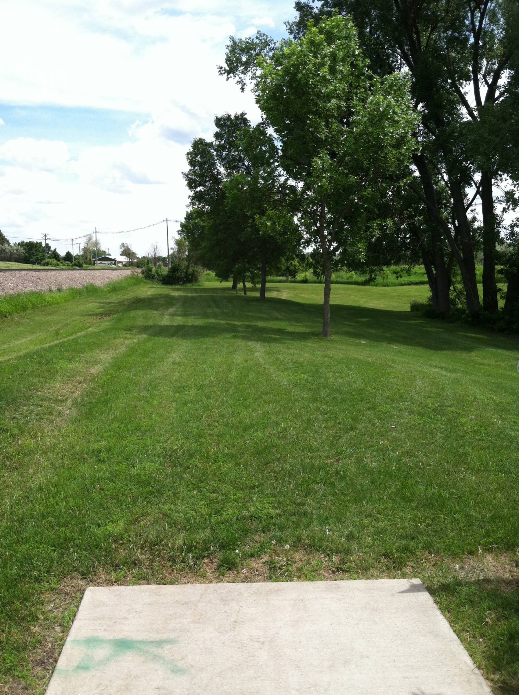 Hole 14 • Watertown Slumberland (Watertown, SD) Disc Golf Courses