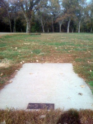 Brown Memorial Park, Main course, Hole 3 Tee pad