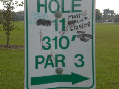 Sunrise Park, Main course, Hole 11 Hole sign