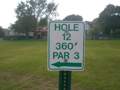 Sunrise Park, Main course, Hole 12 Hole sign