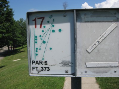 Lake Shore Park, Main course, Hole 17 Hole sign