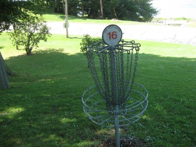 Lake Shore Park, Main course, Hole 16 Long tee pad