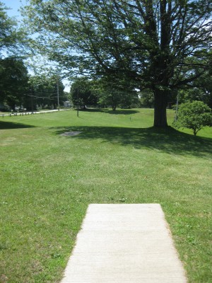 Lake Shore Park, Main course, Hole 15 Middle tee pad