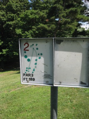 Lake Shore Park, Main course, Hole 2 Hole sign