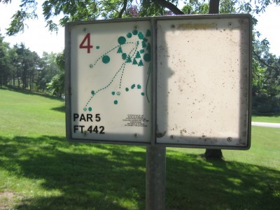 Lake Shore Park, Main course, Hole 4 Hole sign