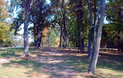 Mt. Airy Forest, Main course, Hole 9 Tee pad