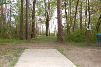 Clarence Darrow Park (Young's Run), Main course, Hole 4 Tee pad