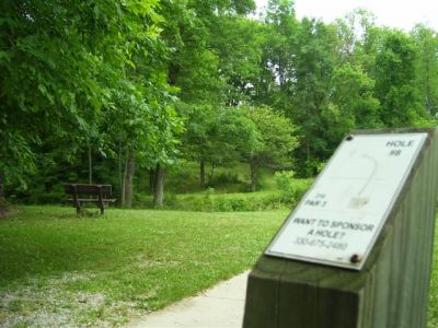 Clarence Darrow Park (Young's Run), Main course, Hole 8 Long tee pad