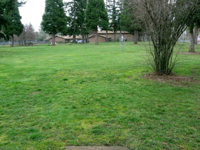 Portland Adventist Elementary School, Main course, Hole 5 Tee pad