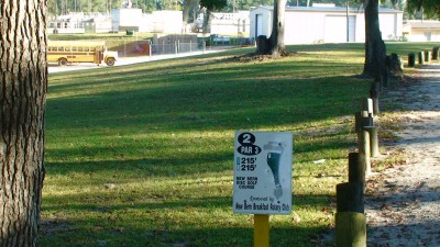 Glenburnie Park, Main course, Hole 2 Tee pad