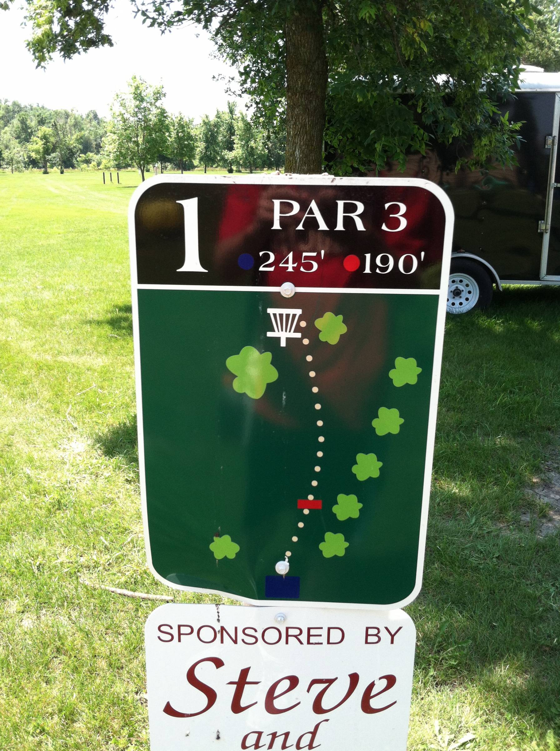 Hole 1 • Adrian DGC (Adrian, MN) Disc Golf Courses Disc Golf Scene