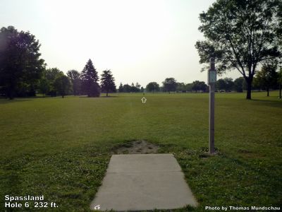 Spassland, Main course, Hole 6 Tee pad