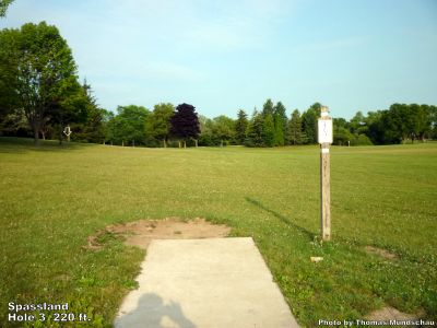 Spassland, Main course, Hole 3 Tee pad