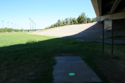 Thunderbird-Paseo, Main course, Hole 18 Tee pad