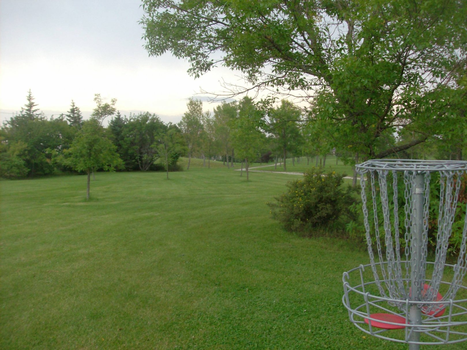 Hole 3 • Kilcona Park (Winnipeg, MB) Disc Golf Courses Disc Golf Scene