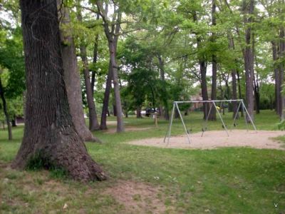 Mohawk DGC, Main course, Hole 2 Short tee pad