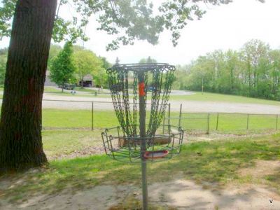 Mohawk DGC, Main course, Hole 14 Short tee pad