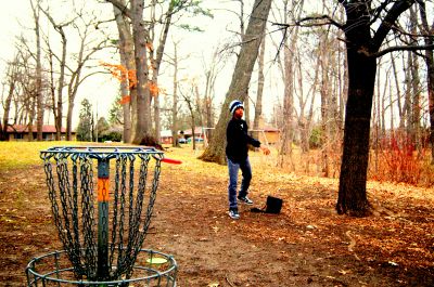 Mohawk DGC, Main course, Hole 2 Putt