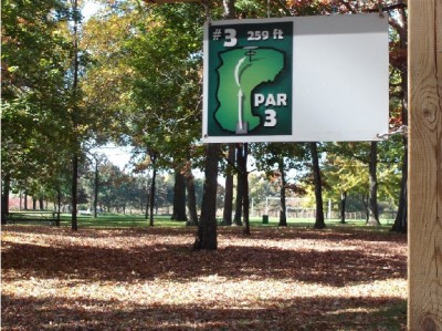 Mohawk DGC, Main course, Hole 3 Hole sign