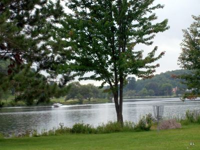 Haliburton DGC, Main course, Hole 6 Putt