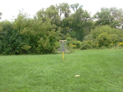 River's Edge at St. Julien's Park, Main course, Hole 13 Putt