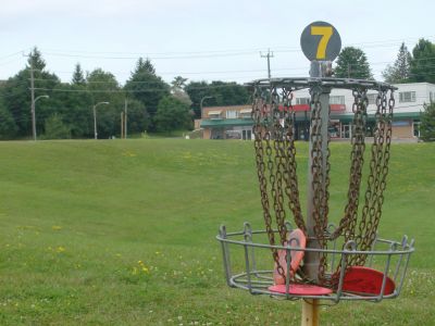 Riverview Park, Main course & extended course, Hole 7 Reverse (back up the fairway)