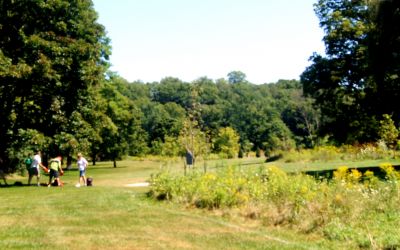 V.A. Barrie Park, Main course, Hole 2 