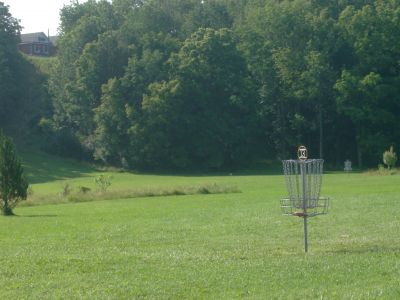 V.A. Barrie Park, Main course, Hole 13 Putt