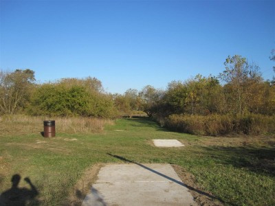 Independence Lake County Park, Red Hawk, Hole 8 Long tee pad