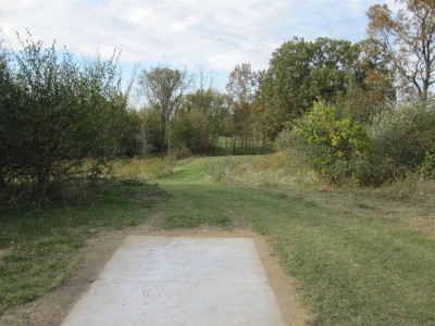 Independence Lake County Park, Red Hawk, Hole 10 Long tee pad