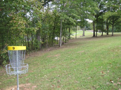 Little Creek Park, Main course, Hole 9 Reverse (back up the fairway)