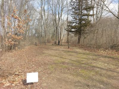 Pierson Road YMCA, YMCA Camp Boomerang Course, Hole 8 