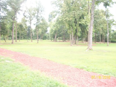 War Memorial Park, Main course, Hole 10 Midrange approach