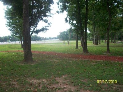 War Memorial Park, Main course, Hole 9 Midrange approach