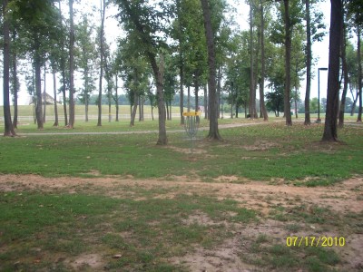 War Memorial Park, Main course, Hole 8 Short approach