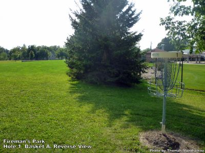 Fireman's Park, Main course, Hole 1 Reverse (back up the fairway)