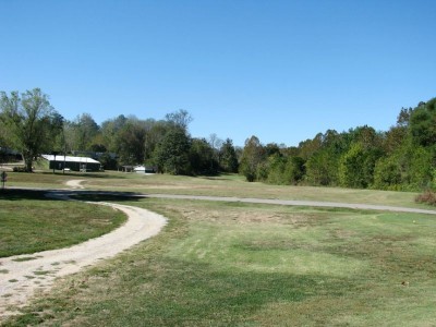 Old English Golf Course, Main course, Hole 6 Tee pad