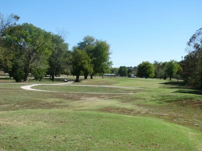 Old English Golf Course, Main course, Hole 5 Tee pad